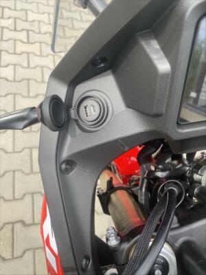 QJ Motor SRT 125 DX