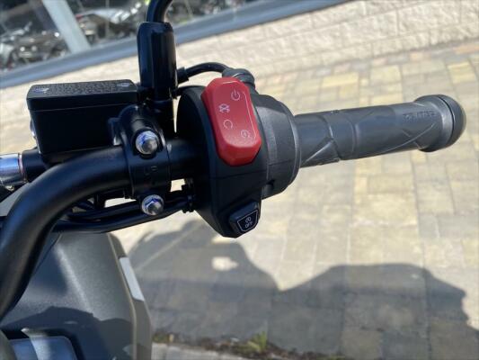 Zontes Xero 125