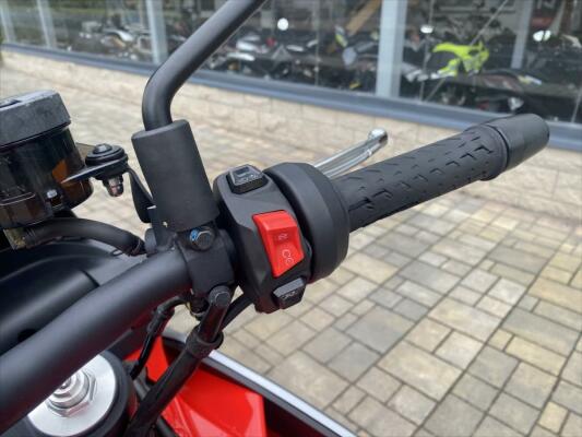 Aprilia Tuono 660