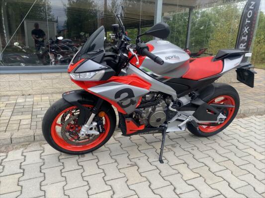 Aprilia Tuono 660