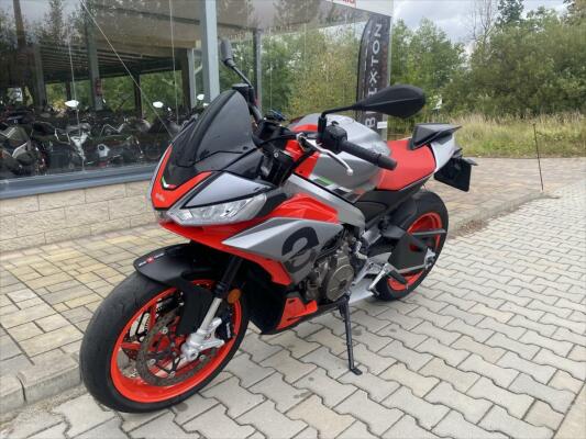 Aprilia Tuono 660