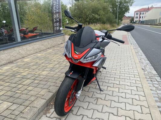 Aprilia Tuono 660