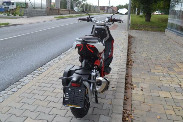 Italjet Dragster 200 red