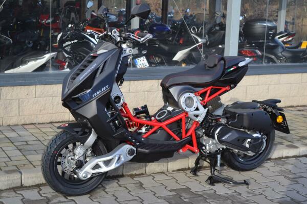 Italjet Dragster 200 black