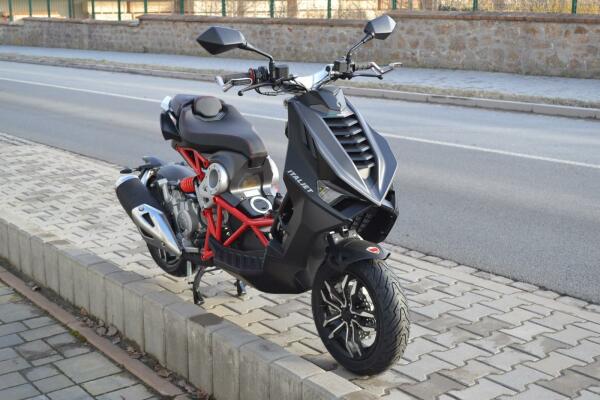 Italjet Dragster 200 black