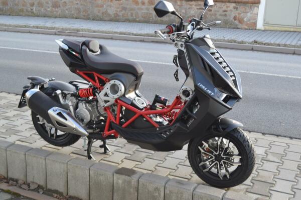 Italjet Dragster 200 black