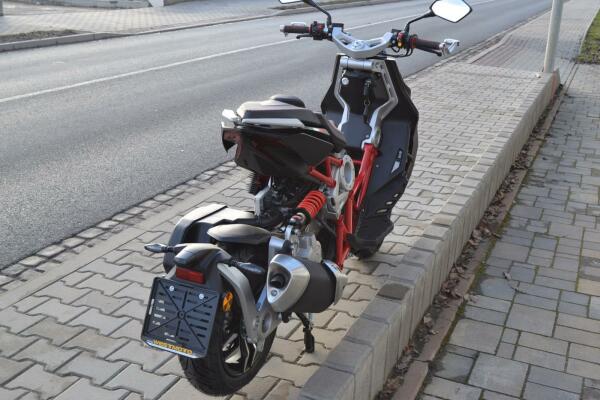 Italjet Dragster 200 black