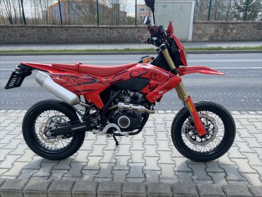 QJ Motor COV 125