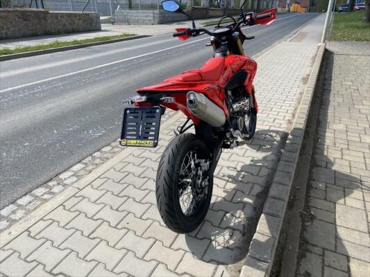 QJ Motor COV 125