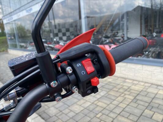 QJ Motor COV 125