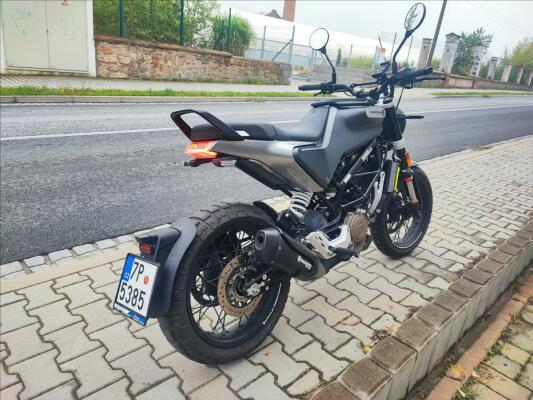Husqvarna Svartpilen 125