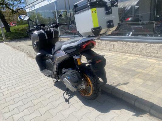 QJ Motor ATR 125