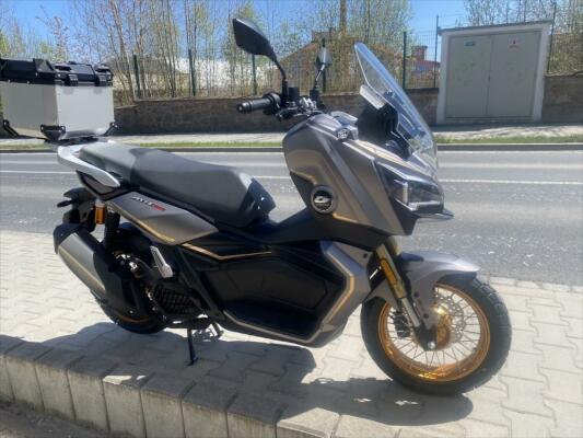 QJ Motor ATR 125