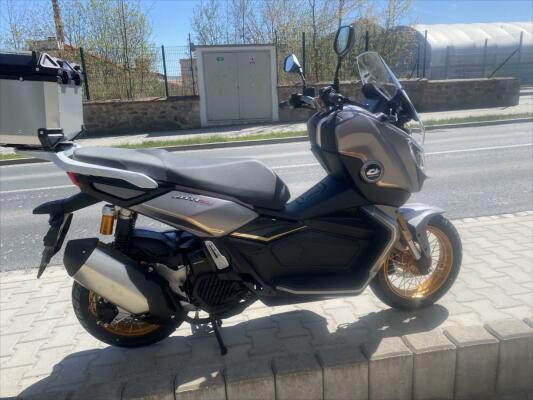 QJ Motor ATR 125